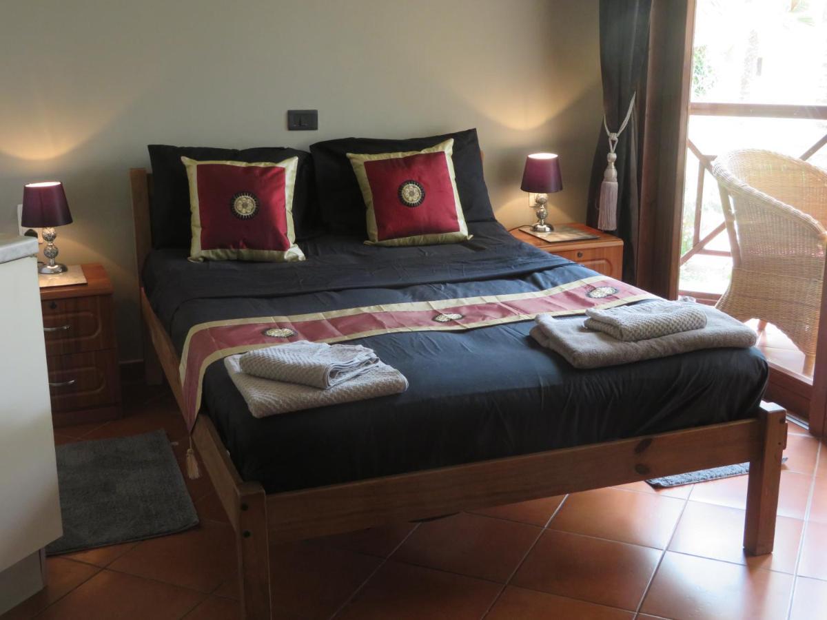 Adults Only Beachfront 1 Bed Studio Apartment In Porto Antigo 2 Santa Maria Sal With Pool Free Wifi & Aircon Ideal Long Stays Buitenkant foto
