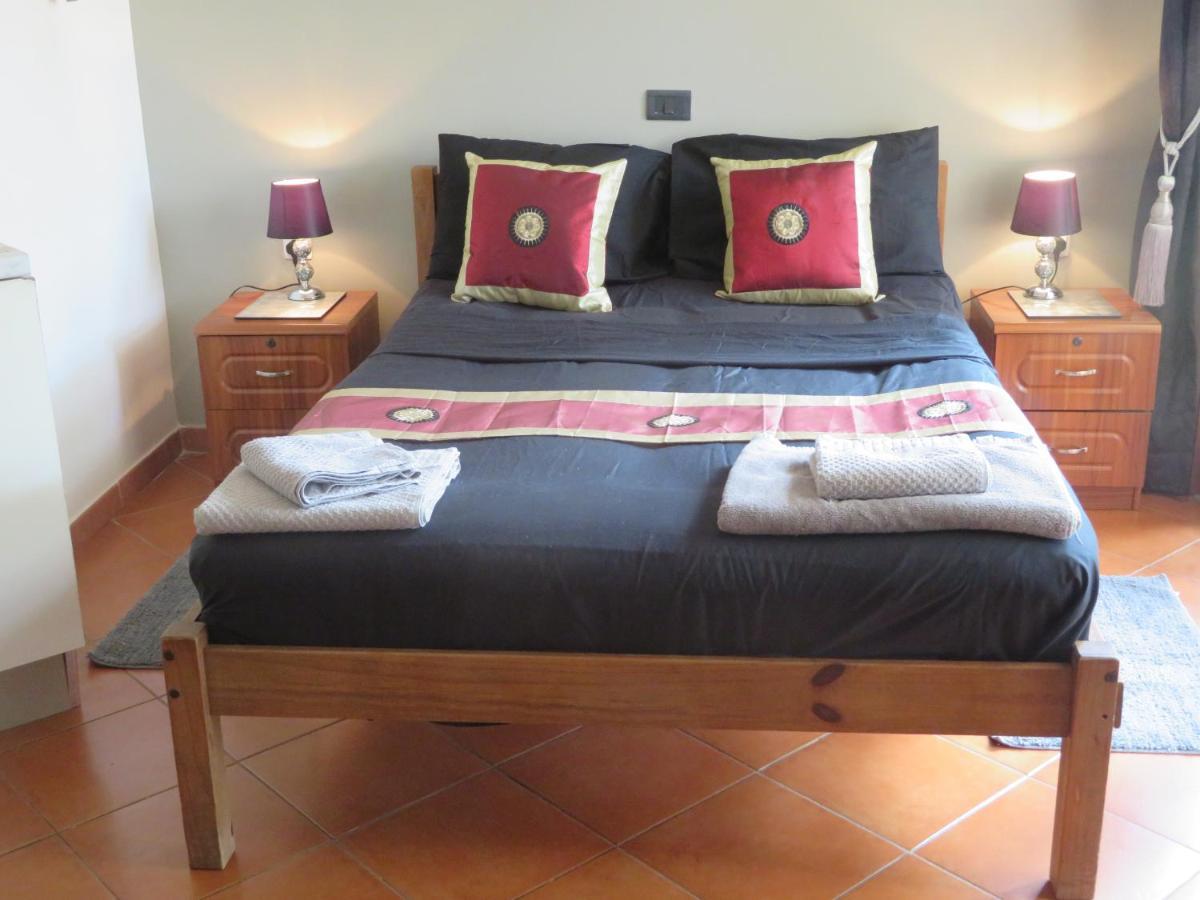Adults Only Beachfront 1 Bed Studio Apartment In Porto Antigo 2 Santa Maria Sal With Pool Free Wifi & Aircon Ideal Long Stays Buitenkant foto